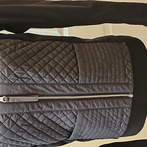 343. Lululemon jacket - Picture 3 of 11